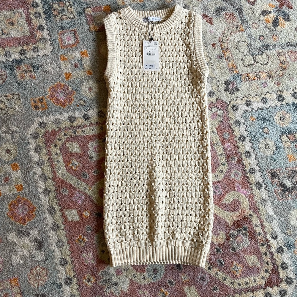 Sweater dress Zara